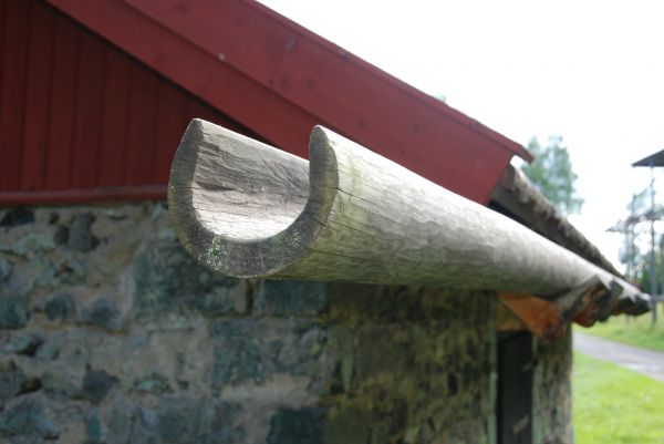 Cost of Wooden Gutter Repair in Eden Prairie
