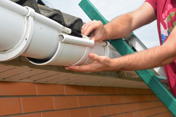 Cost of Large Gutter Repair in Eden Prairie